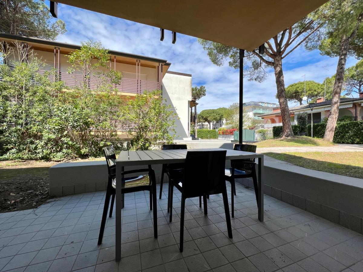 Prassitele Apartments Lignano Sabbiadoro Buitenkant foto
